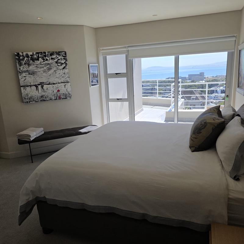 3 Bedroom Property for Sale in Green Point Western Cape